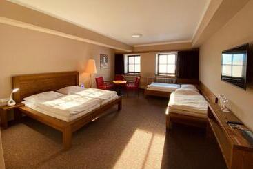 בית מלון כפרי Luční Bouda