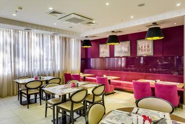 هتل Mercure Rostovondon Center