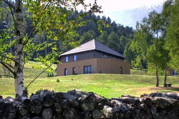 Puenta Apart