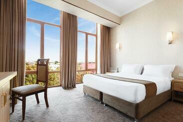 هتل Western Suites