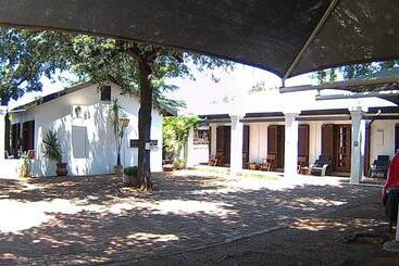 膳宿费 Kuru Kuru Guesthouse