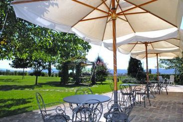 هتل Agriturismo Le Due Torri Ponte Pazienza
