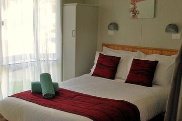 هتل Anglesea Family Caravan Park