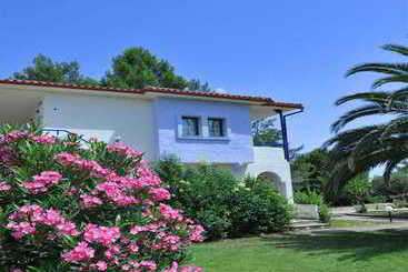 هتل Gerakina Beach & Sithonia Village - Sithonia Village