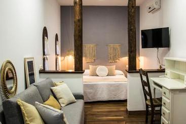 فندق Mariantonia