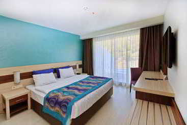 هتل Ulu Resort