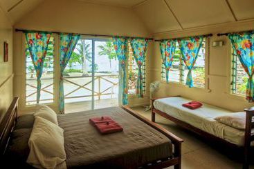 استراحتگاه Sa Moana Beach Bungalows