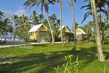 استراحتگاه Sa Moana Beach Bungalows