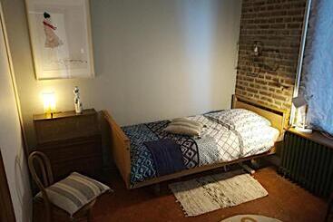تختخواب و صبحانه Chambre Calme Et Accueillante, Parking Gratuit, Navette Gare Ou Aéroport