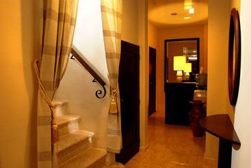 تختخواب و صبحانه Casa Del Sol