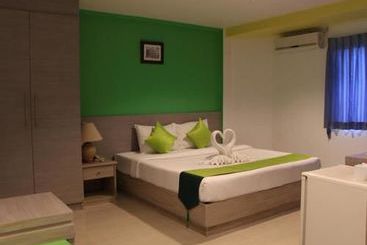 هتل Twin Inn