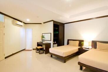 Maka Thanee Resort