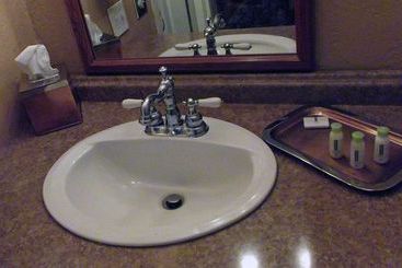 مُتل Greystone Inn