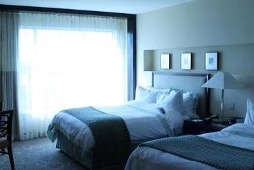 استراحتگاه Le Merigot At Tropicana
