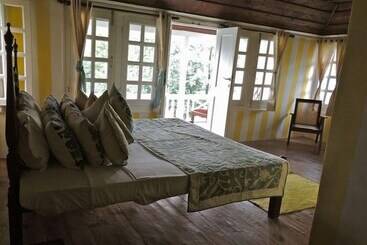 فندق Colonel S Retreat Kashmir