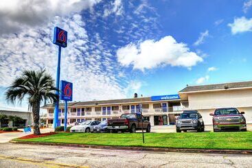 Motel 6slidell, La  New Orleans