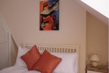 تختخواب و صبحانه A Great Escape Guest House