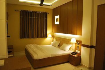 هتل Arina Inn