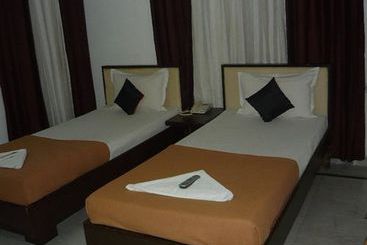 فندق Humsika Inn