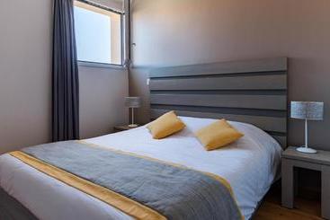 هتل Lagrange Vacances Les Patios Eugenie