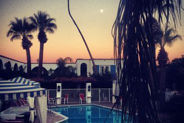 هتل Mykonos Desert Suites
