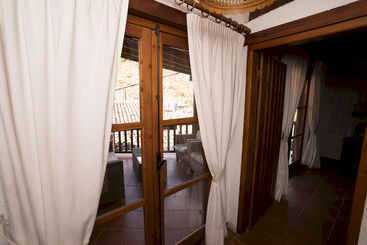 هتل آپارتمان Linos Inn