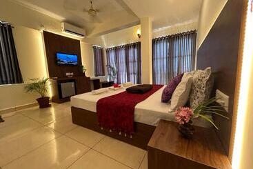 The Ocean Park Beach Resort