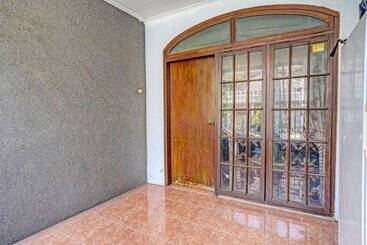 בית מלון כפרי Spot On 91716 Kost Yy Syariah