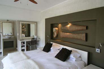 تختخواب و صبحانه Brigadoon Guesthouse