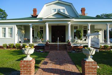 민박 Edenfield House