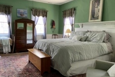 تختخواب و صبحانه The Captain's Stay