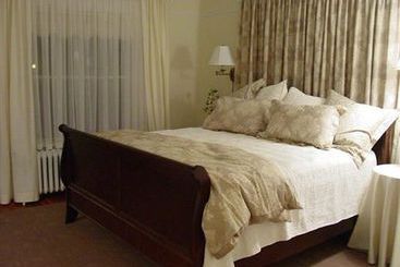 تختخواب و صبحانه The Mcfarland Inn