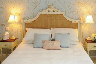 تختخواب و صبحانه The Old Vicarage