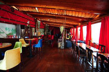 Captain Hostel