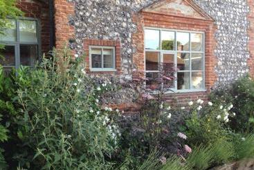 The Green House B&b