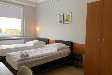 민박 Premium Hostel & Bistro