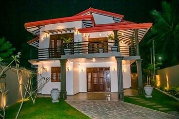 بنسيون Chala Villa