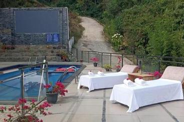 Grand Valley Resort