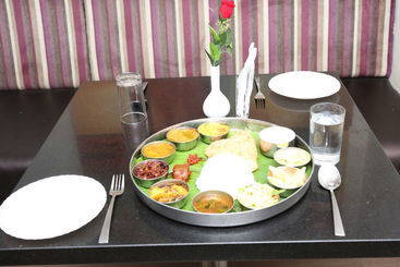 هتل Anand Regency