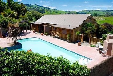 هتل Huntington Stables Retreat