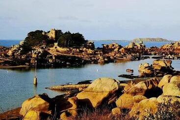 تختخواب و صبحانه Ty Rosa