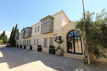Отель Ariel Plus Alaçatı