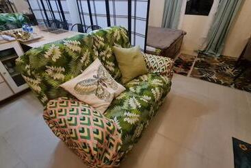 아파트호텔 Lucky East Serin With Netflix Disneyplus Freecoffeetea & Recliner