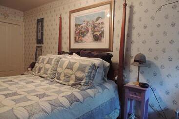 ベッドアンドブレックファースト Brookview Manor Inn