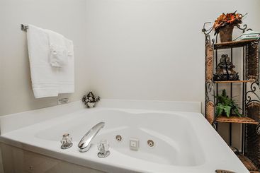 هتل Golfview Vacation Rentals at Golfview Resort