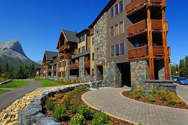 هتل Rundle Cliffs Lodge By Spring Creek Vacations