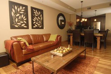 هتل Rundle Cliffs Lodge By Spring Creek Vacations