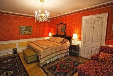 Melange Bed And Breakfast
