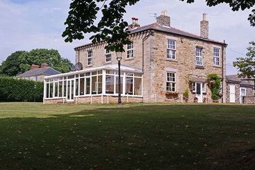پانسیون Hedley Hall