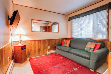 هتل Park Meadows Lodge